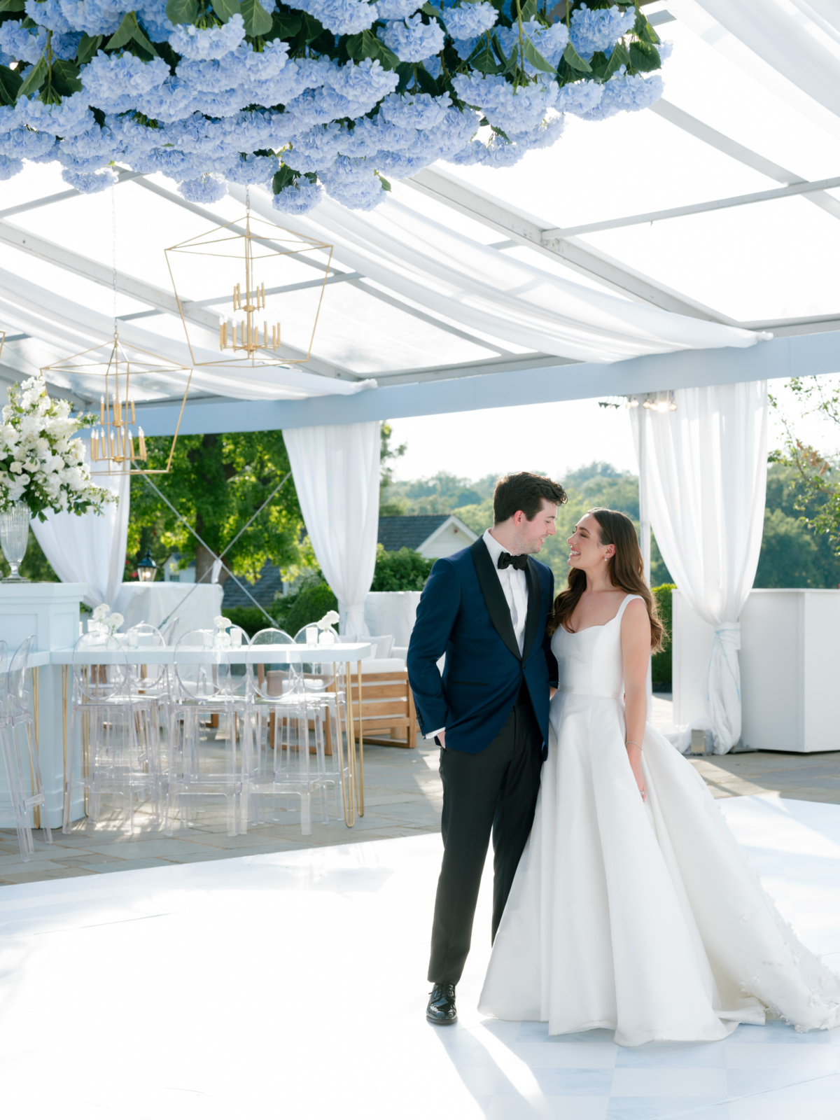 Hydrangea-Filled Wedding at Bellerive Country Club