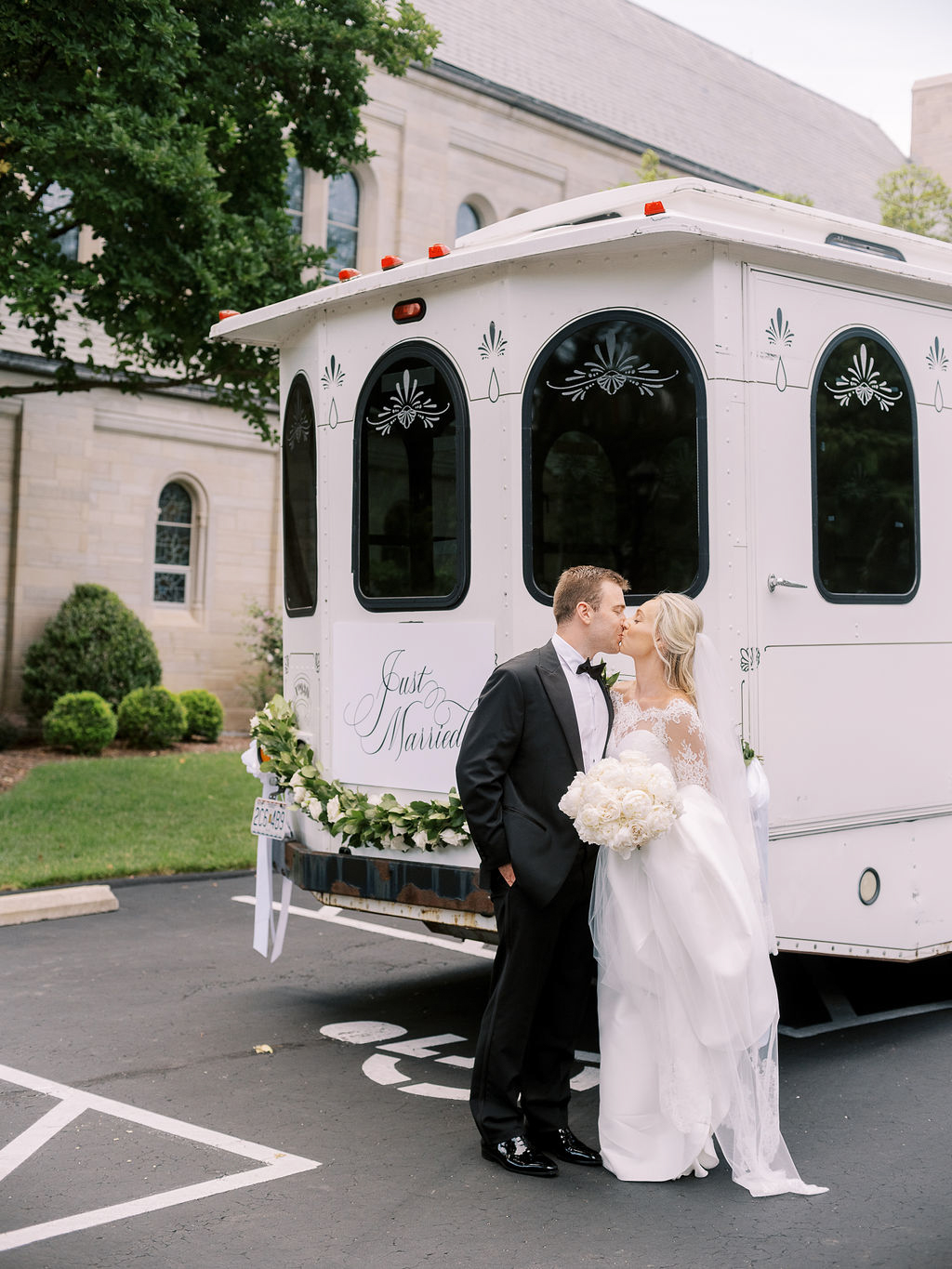 Classic Blush and Ivory Wedding at Old Warson Country Club