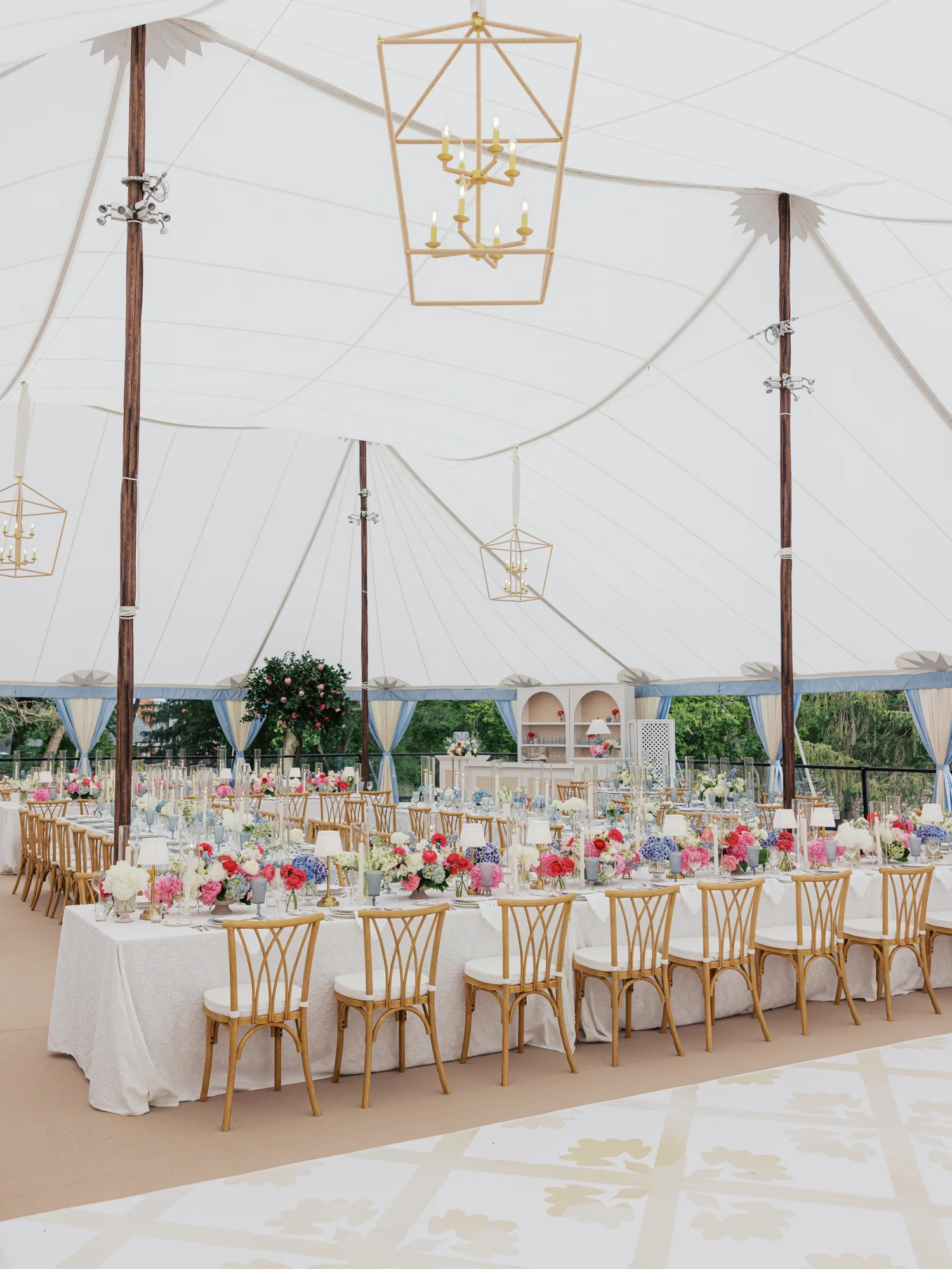 Tented Wedding at Grants Farm St. Louis Wedding Planner Kristin Ashley Events 0018